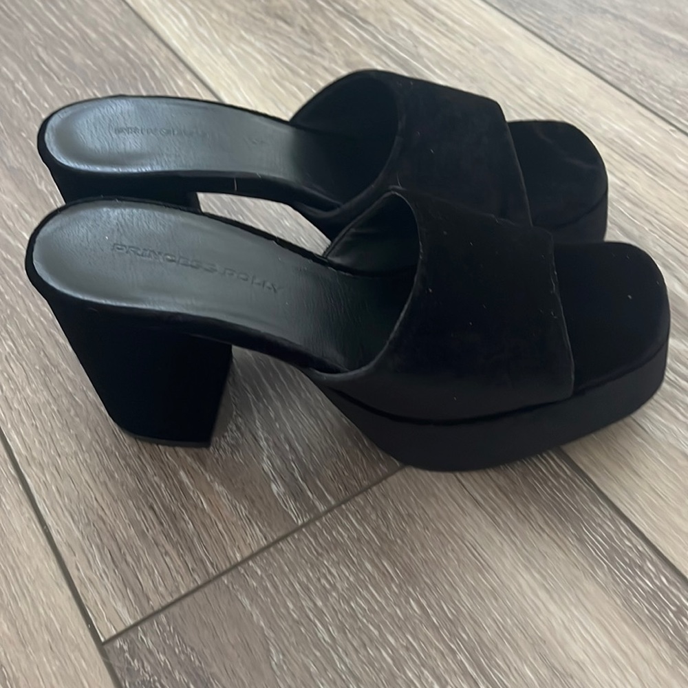 Princess Polly black suede heels